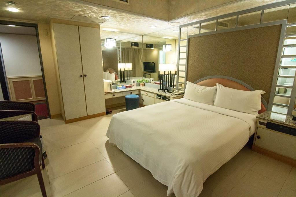 Katherine Plaza Hotel Kaohsiung Zewnętrze zdjęcie